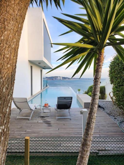 Villa Modern With Sea & River View Pool And Gym. *