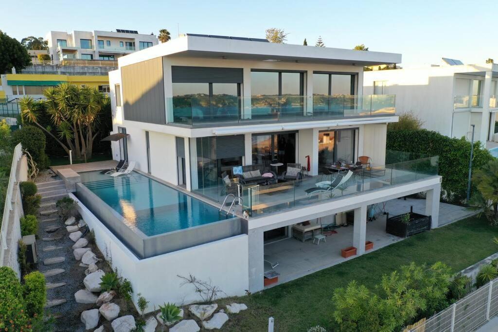 Villa Modern With Sea & River View Pool And Gym. *