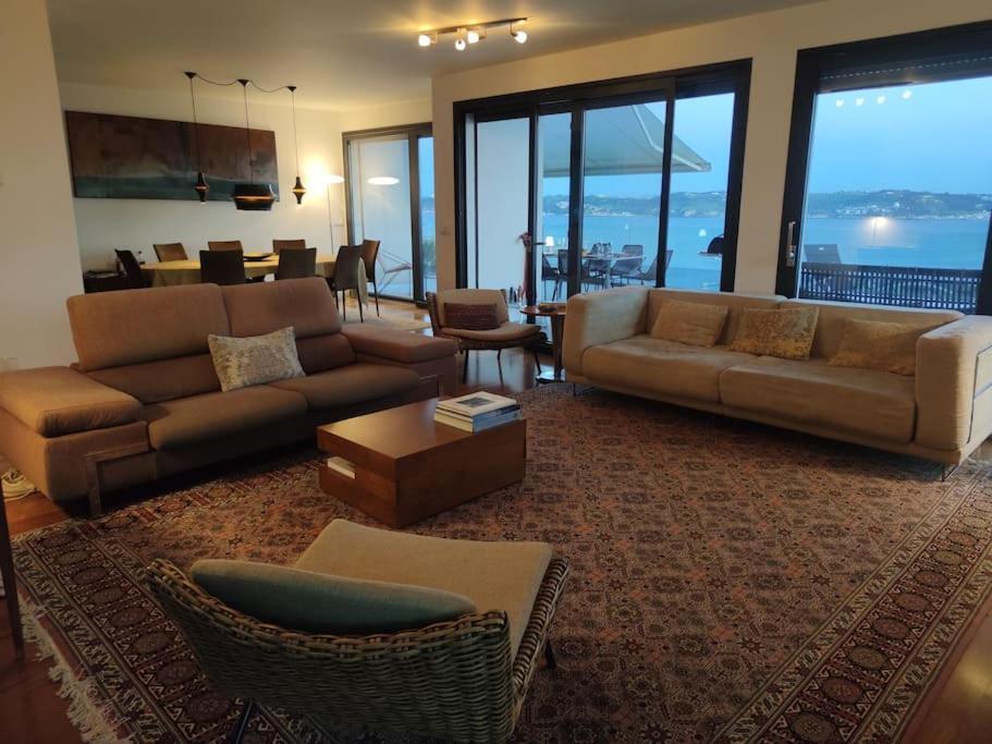 Villa Modern With Sea & River View Pool And Gym. Lisboa