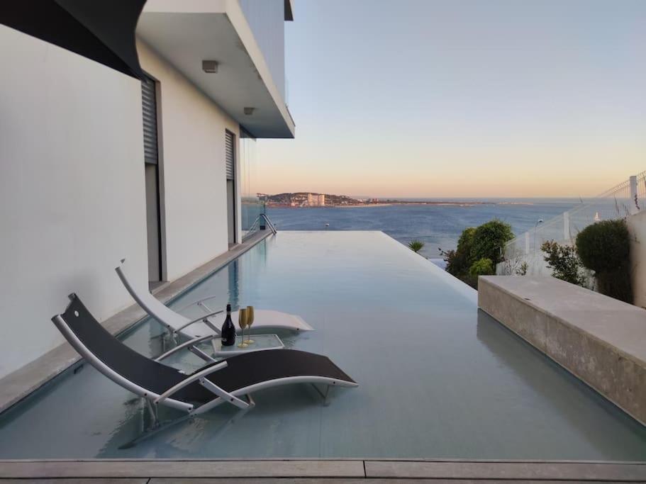 Modern With Sea & River View Pool And Gym. *